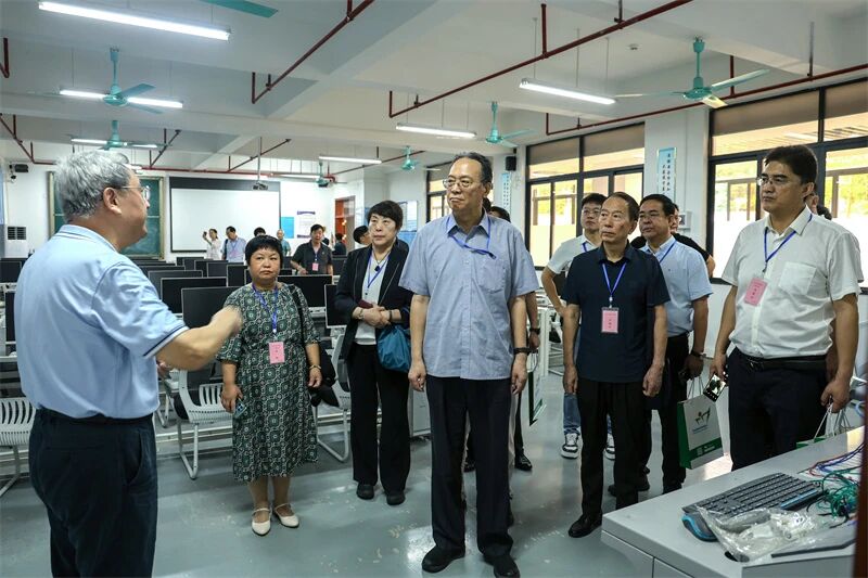 eee91addbf6fa4400d846972fd4c7fa1