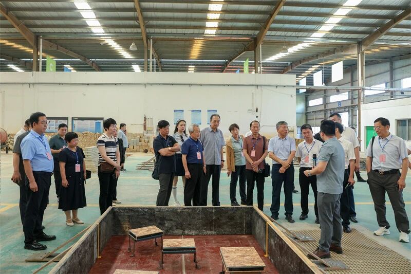 489e12665e332b8de68feb565cbcf1d4