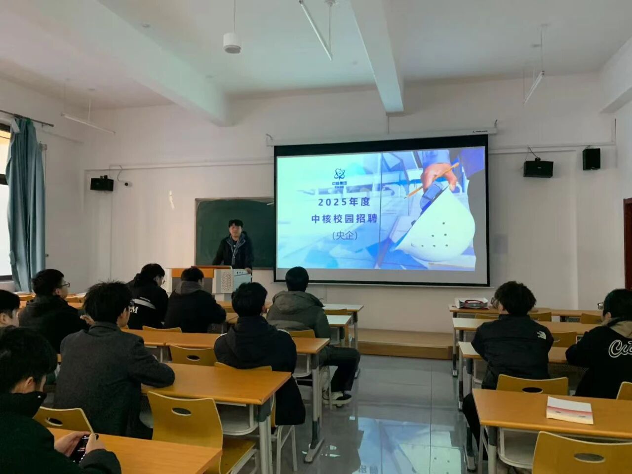 5126127afcfeccfb8f93dbd6908d1f24 5126127afcfeccfb8f93dbd6908d1f24