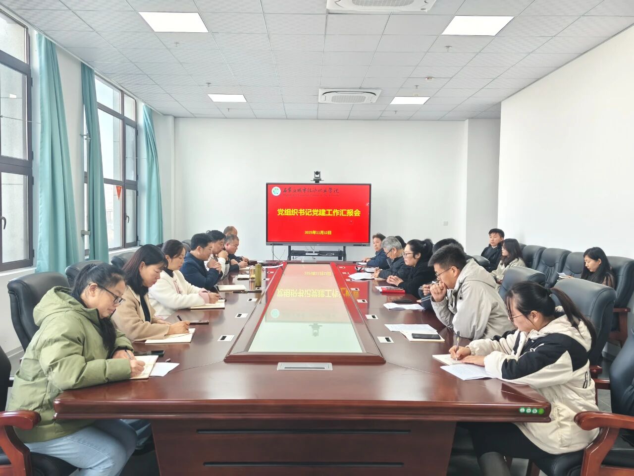 09294f7ff48c43c21d83379bfc328fc6 09294f7ff48c43c21d83379bfc328fc6