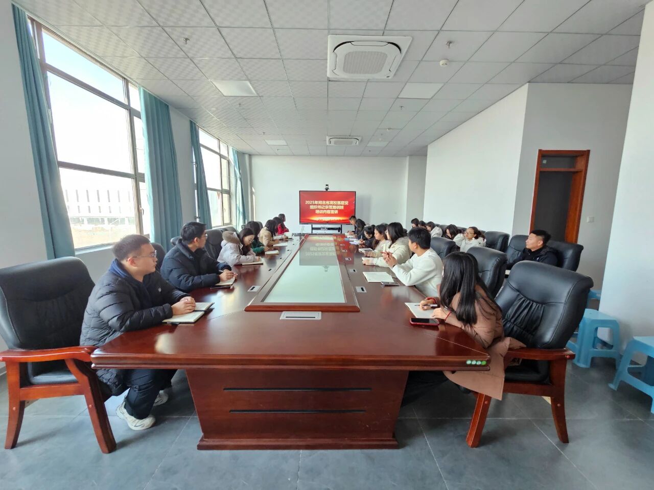 e84b87803d7c438ba832d1153a3da165 e84b87803d7c438ba832d1153a3da165