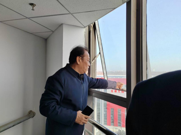 2d0266473875f59b0fbb91fe4bf01ee6