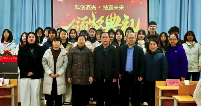 627b929f6e377ef0071e60be443e4c6b